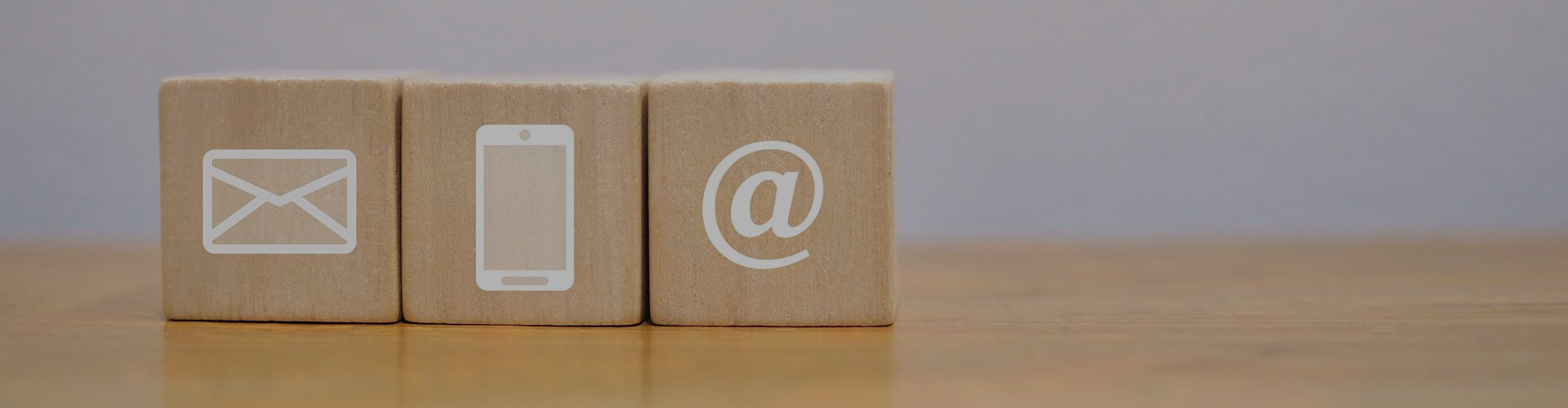 Liên hệ với chúng tôi